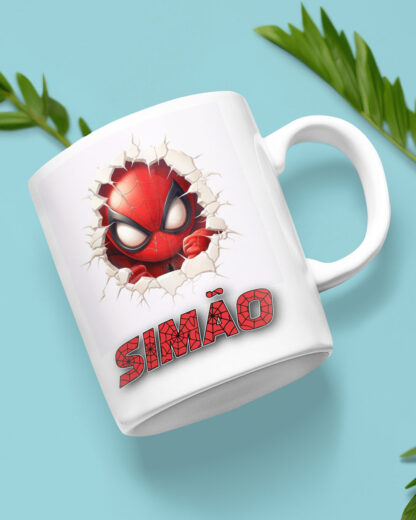 Homem Aranha a espreitar